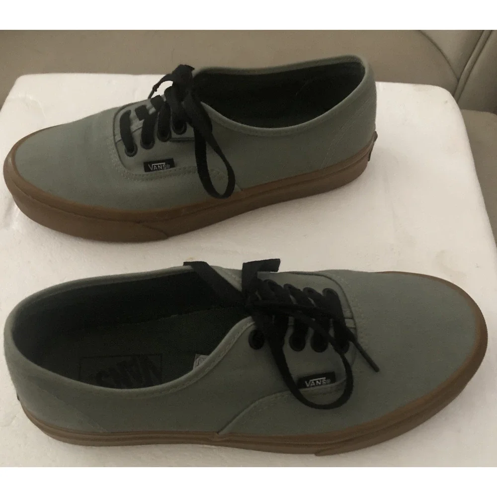 Vans styles goth